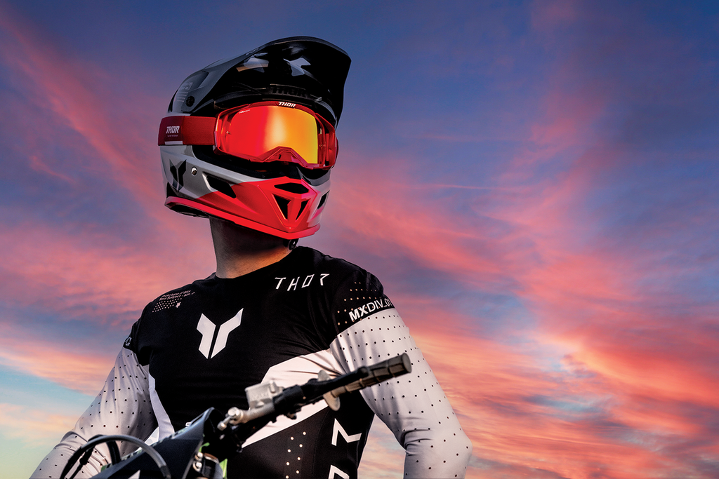 Thor Reflex Sport Strike Helmet - Black/Red