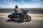 SADDLEMEN Side Covers - Carbon Fiber/Gloss - HD Touring '09-'24