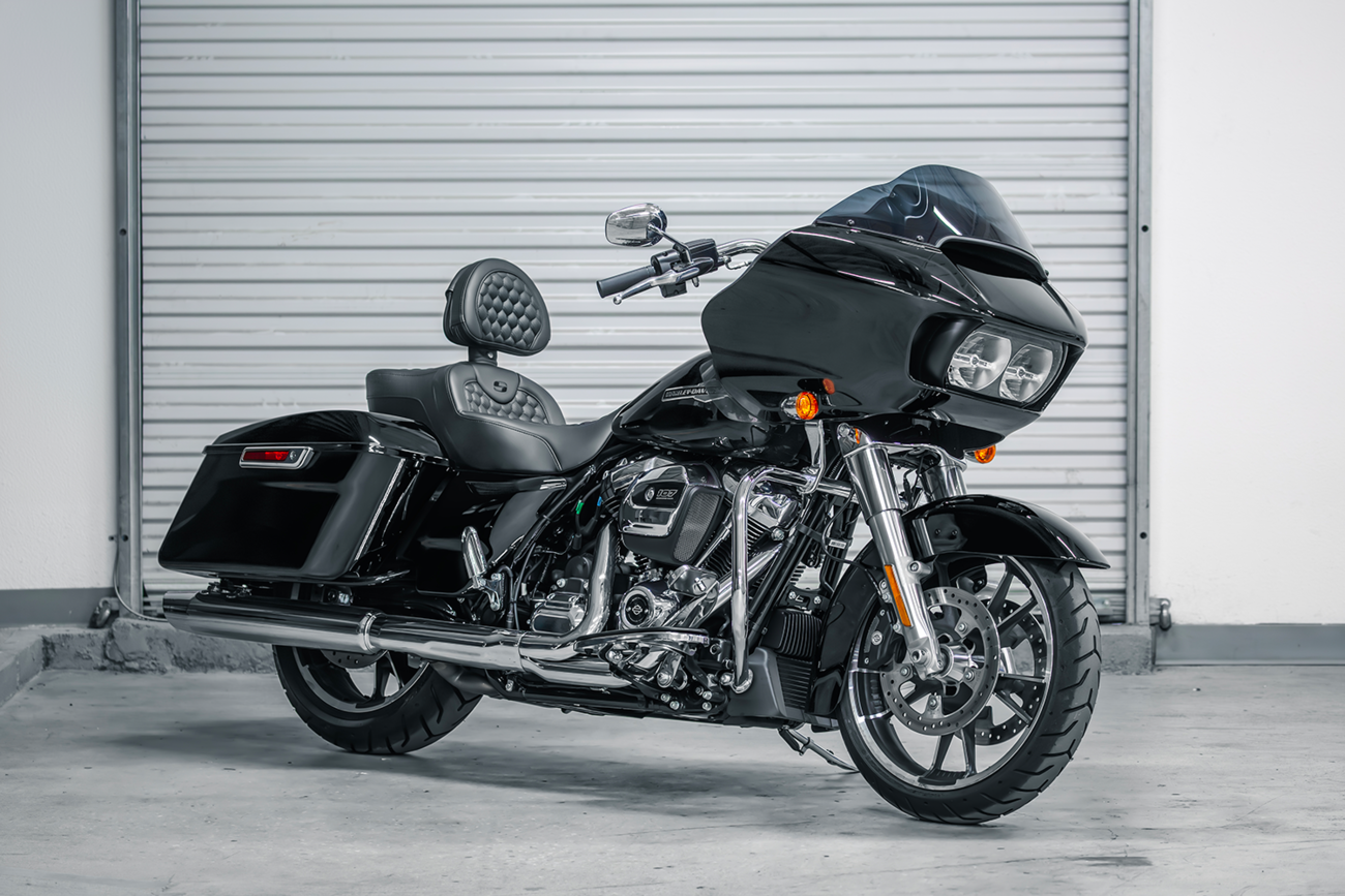 SADDLEMEN RoadSofa™ Seat - Honeycomb - with Backrest - FL '08-'24