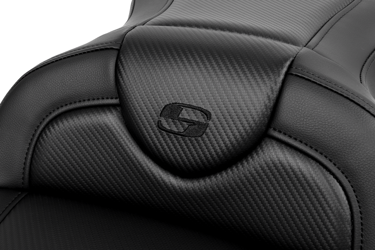 SADDLEMEN Roadsofa™ Seat - without Backrest - Carbon Fiber - Black Stitch - 'FL '08-'19