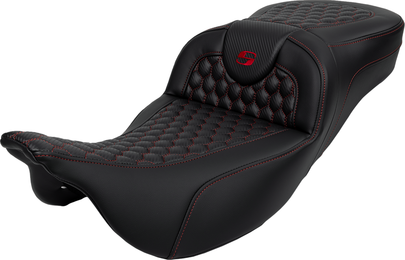 SADDLEMEN RoadSofa™ Seat - Honeycomb - Red Stitch - Extended Reach - without Backrest - FLH/FLT '08-'24
