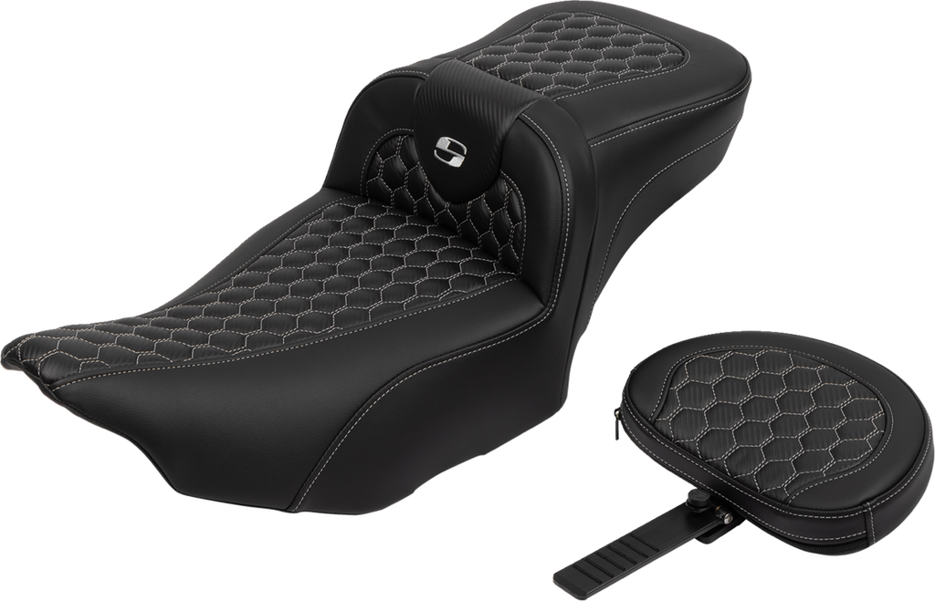 SADDLEMEN Roadsofa™ Extended Reach Seat - with Backrest - Honeycomb - Silver Stitch - FLTR/FLHX '23-'24