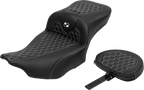 SADDLEMEN Roadsofa™ Extended Reach Seat - with Backrest - Honeycomb - White Stitch - FLTR/FLHX '23-'24
