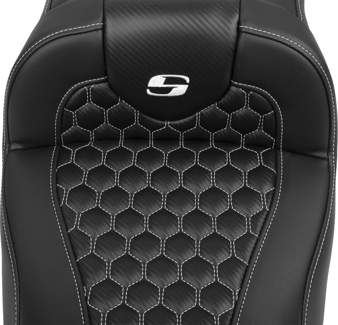 SADDLEMEN Roadsofa™ Extended Reach Seat - with Backrest - Honeycomb - White Stitch - FLTR/FLHX '23-'24