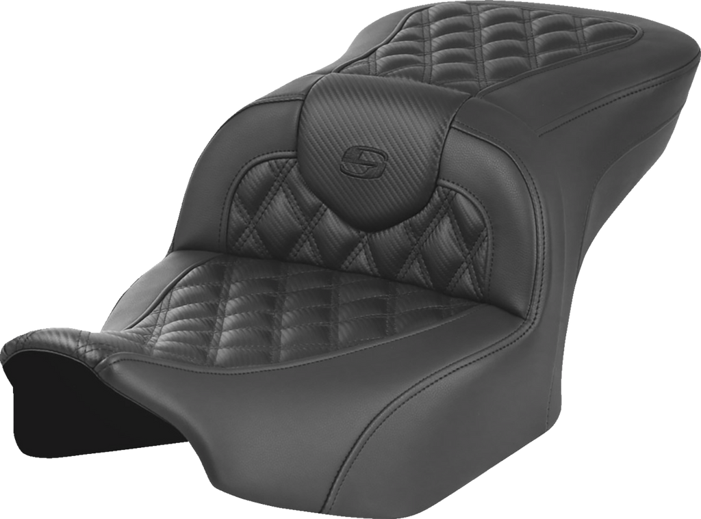 SADDLEMEN RoadSofa™ Seat - without Backrest - Carbon Fiber - Lattice Stitch - FLTR/FLHX '23-'24