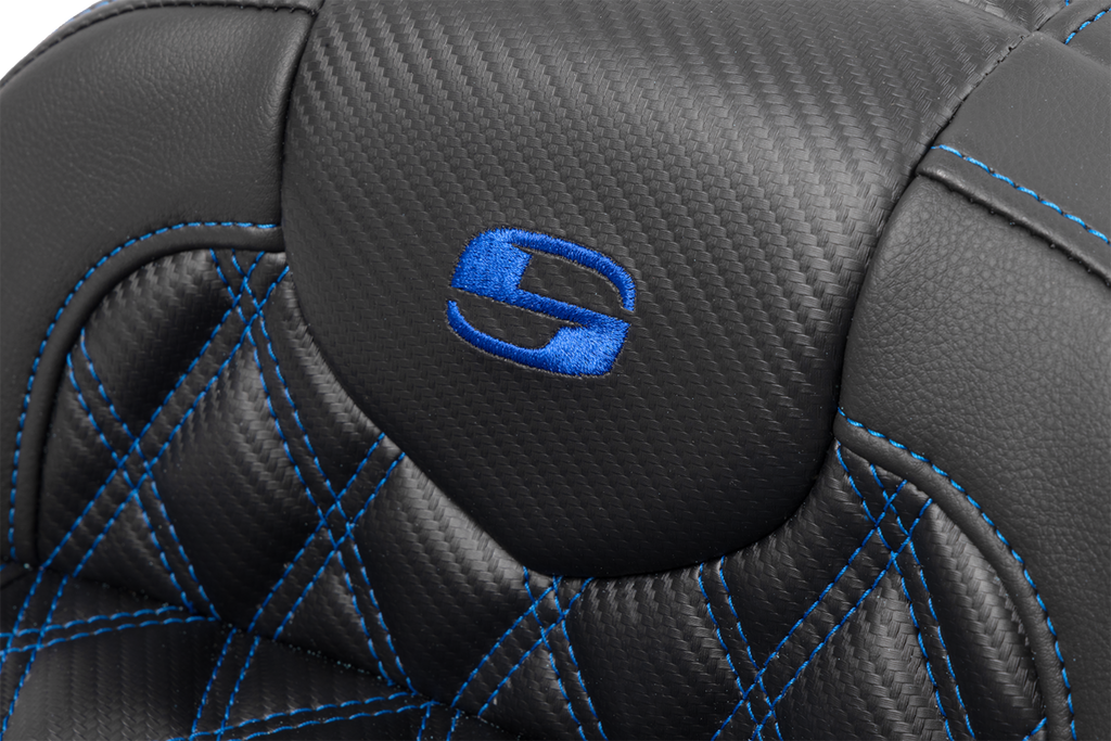 SADDLEMEN RoadSofa™ Seat - without Backrest - Carbon Fiber - Lattice Stitch - Blue Stitch - FLTR/FLHX '23-'24