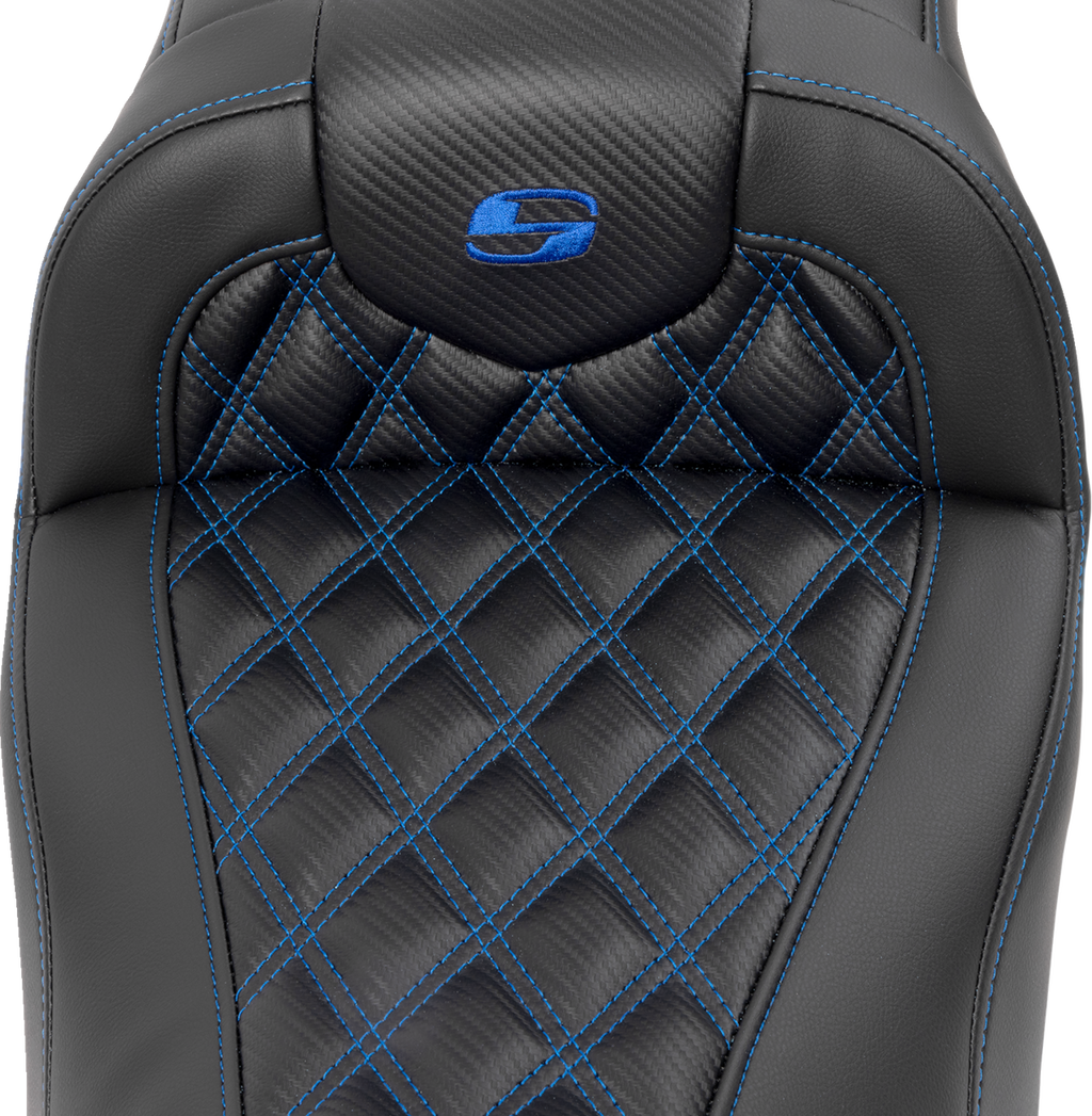 SADDLEMEN RoadSofa™ Seat - without Backrest - Carbon Fiber - Lattice Stitch - Blue Stitch - FLTR/FLHX '23-'24