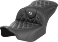 SADDLEMEN RoadSofa™ Seat - without Backrest - Carbon Fiber - Lattice Stitch - White Stitch - FLTR/FLHX '23-'24