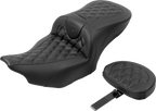 SADDLEMEN RoadSofa™ Seat - with Backrest - Carbon Fiber - Lattice Stitch - FLTR/FLHX '23-'24