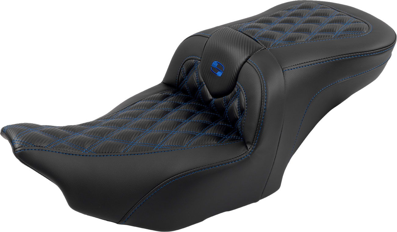 SADDLEMEN RoadSofa™ Seat - with Backrest - Carbon Fiber - Lattice Stitch - Blue Stitch - FLTR/FLHX '23-'24