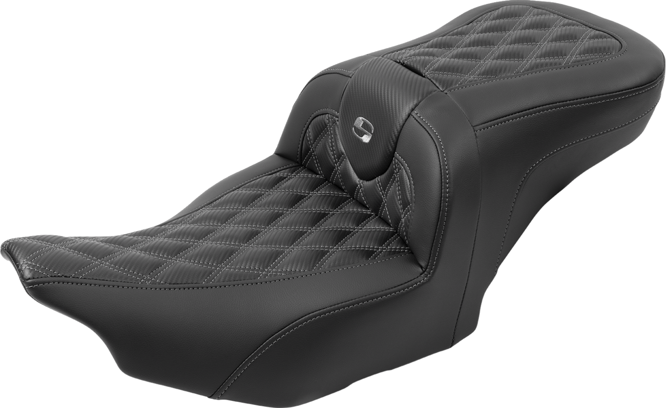 SADDLEMEN RoadSofa™ Seat - with Backrest - Carbon Fiber - Lattice Stitch - Gray Stitch - FLTR/FLHX '23-'24