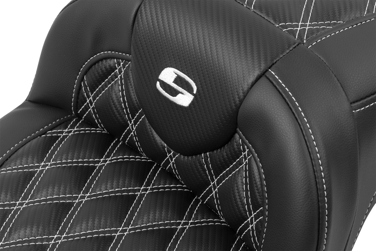 SADDLEMEN Roadsofa™ Extended Reach Seat - without Backrest - Lattice Stitch - White Stitch - FLTR/FLHX '23-'24