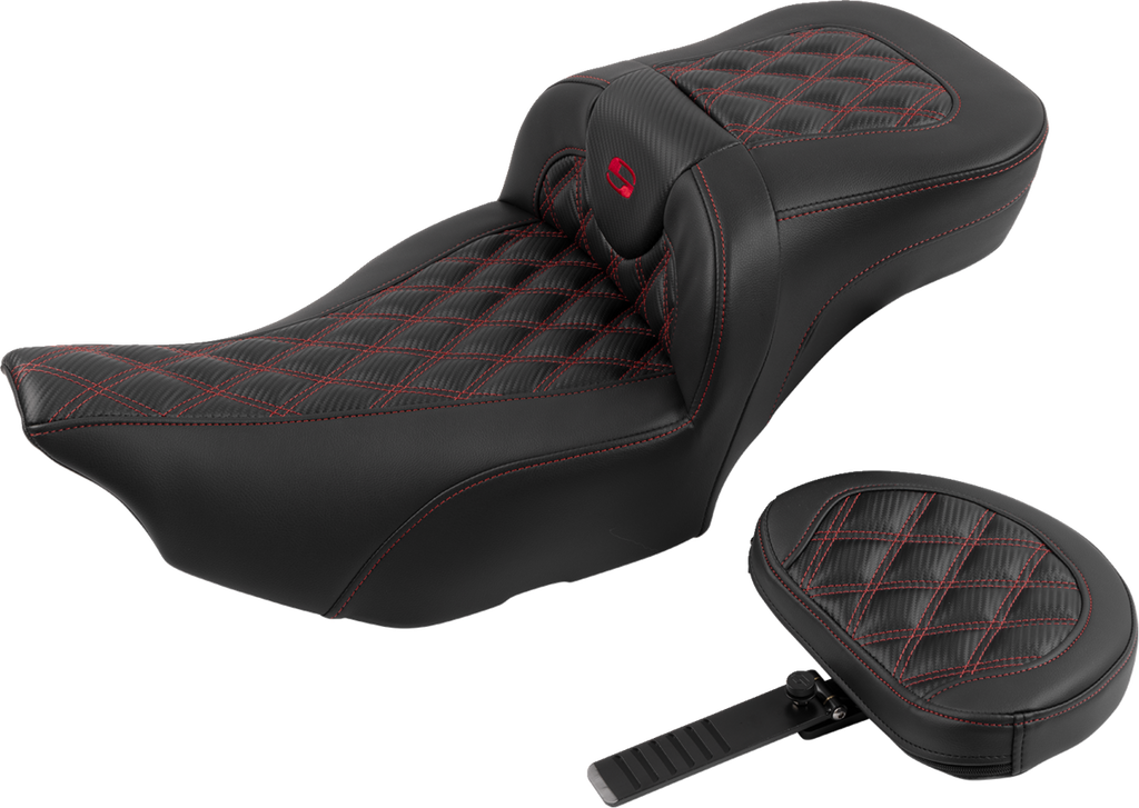 SADDLEMEN Roadsofa™ Extended Reach Seat - with Backrest - Lattice Stitch - Red Stitch - FLTR/FLHX '23-'24