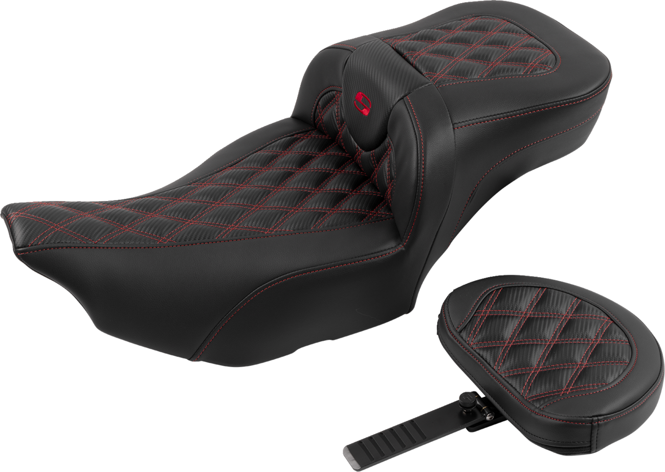 SADDLEMEN Roadsofa™ Extended Reach Seat - with Backrest - Lattice Stitch - Red Stitch - FLTR/FLHX '23-'24