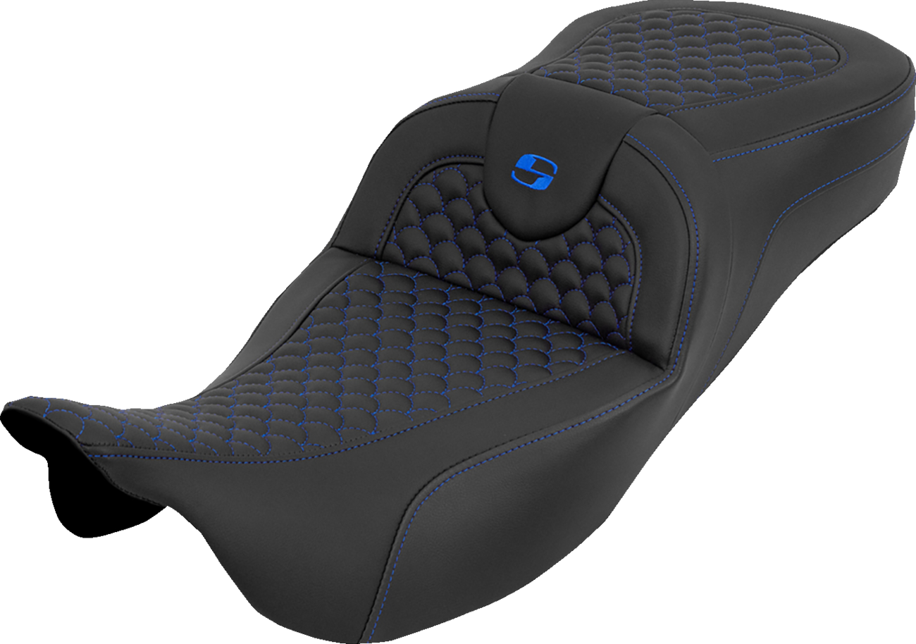 SADDLEMEN Extended Reach RoadSofa™ Seat - Dragon Scale - w/o Backrest - Blue Stitch - FLH/FLT '08-'25