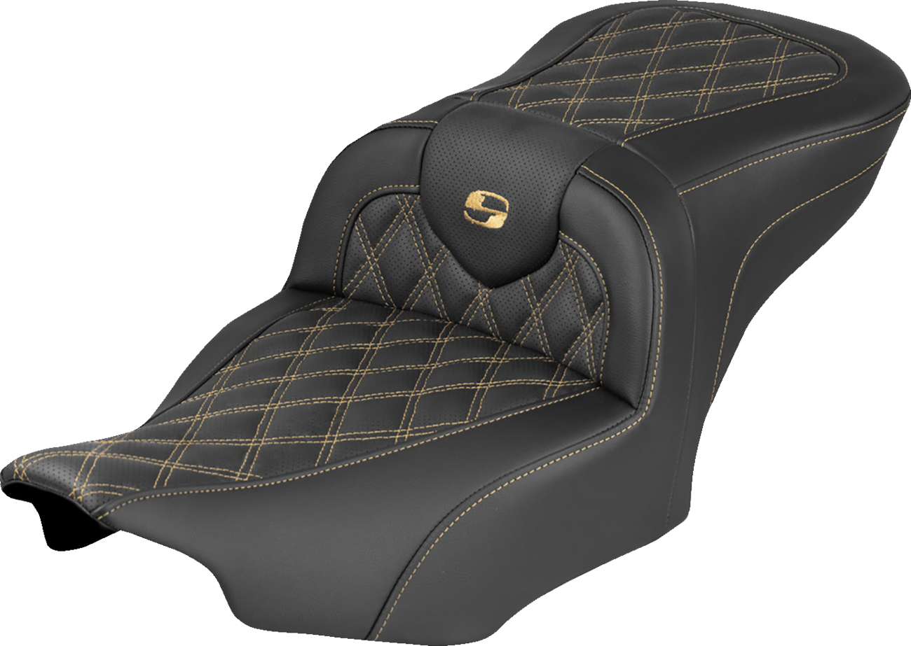 SADDLEMEN RoadSofa™ Seat - without Backrest - Lattice Stitch - Gold Stitch - FLH/FLT '23-'26