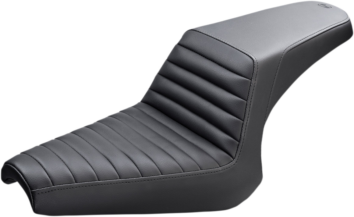 SADDLEMEN Step-Up Seat - Front Tuck-n-Roll - Black