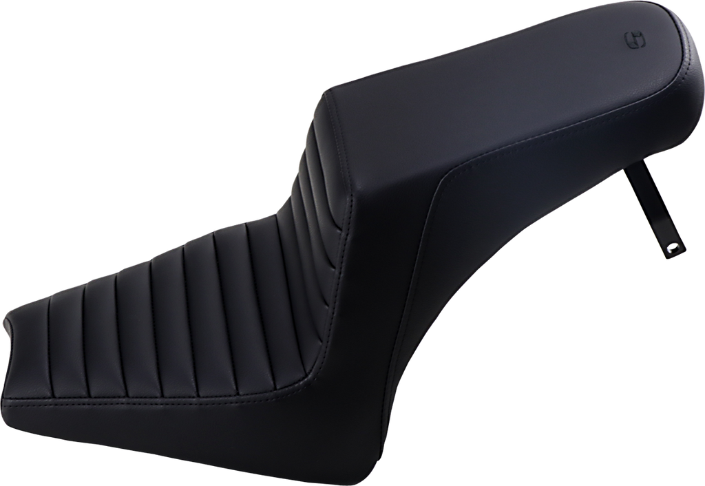 SADDLEMEN Step-Up Seat - Front Tuck-n'-Roll/Rear Smooth - Black - Scout Bobber