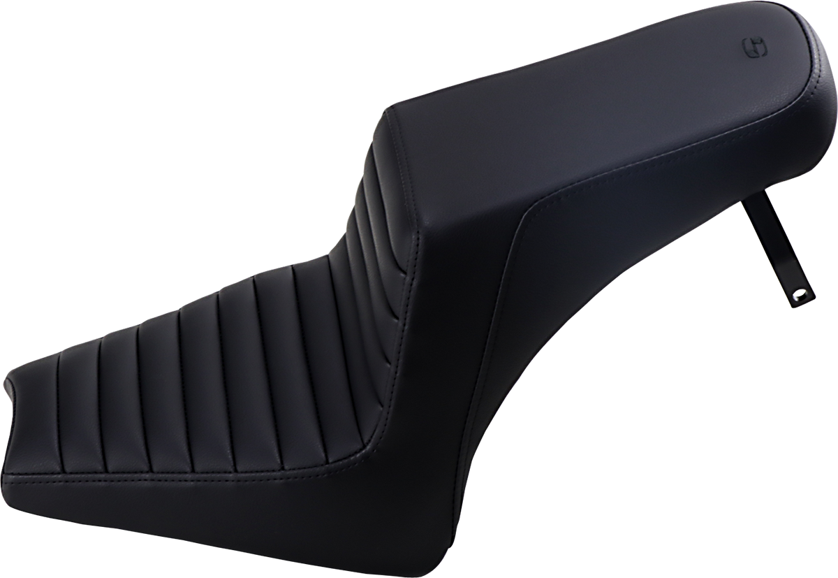 SADDLEMEN Step-Up Seat - Front Tuck-n'-Roll/Rear Smooth - Black - Scout Bobber