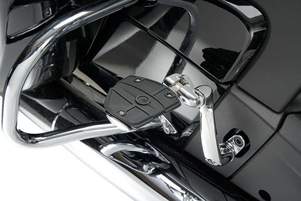 Ciro Footrest Fits 1/2' Clevis Mnt - Chrome