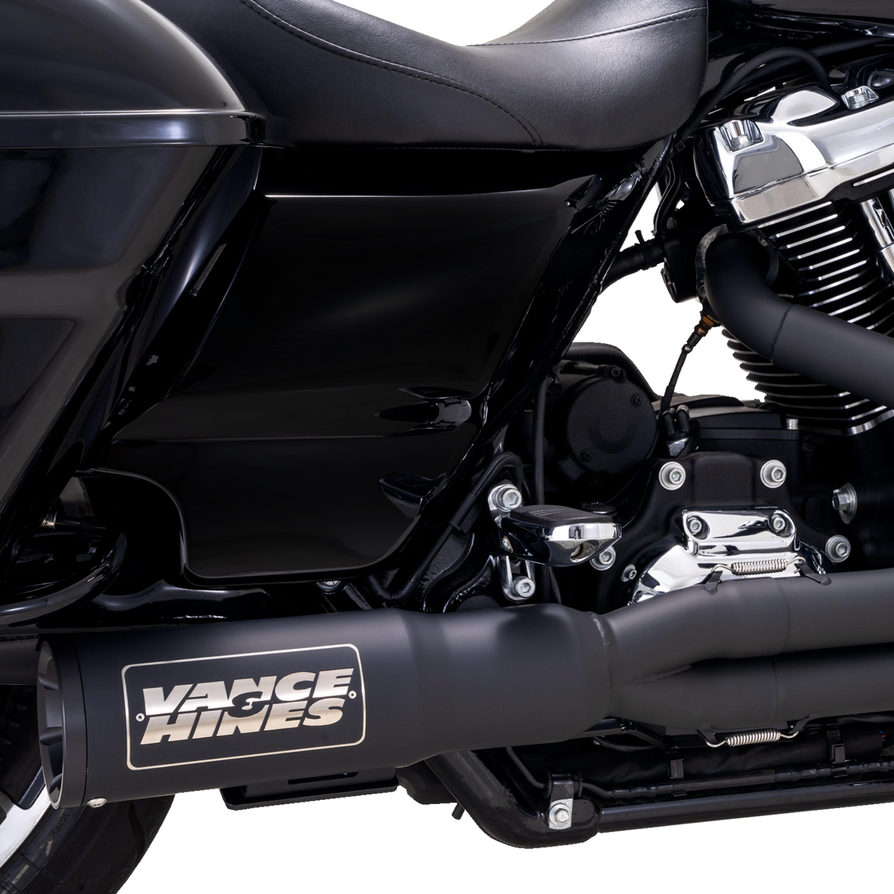 VANCE & HINES Hi-Output RR Exhaust System - Matte Black