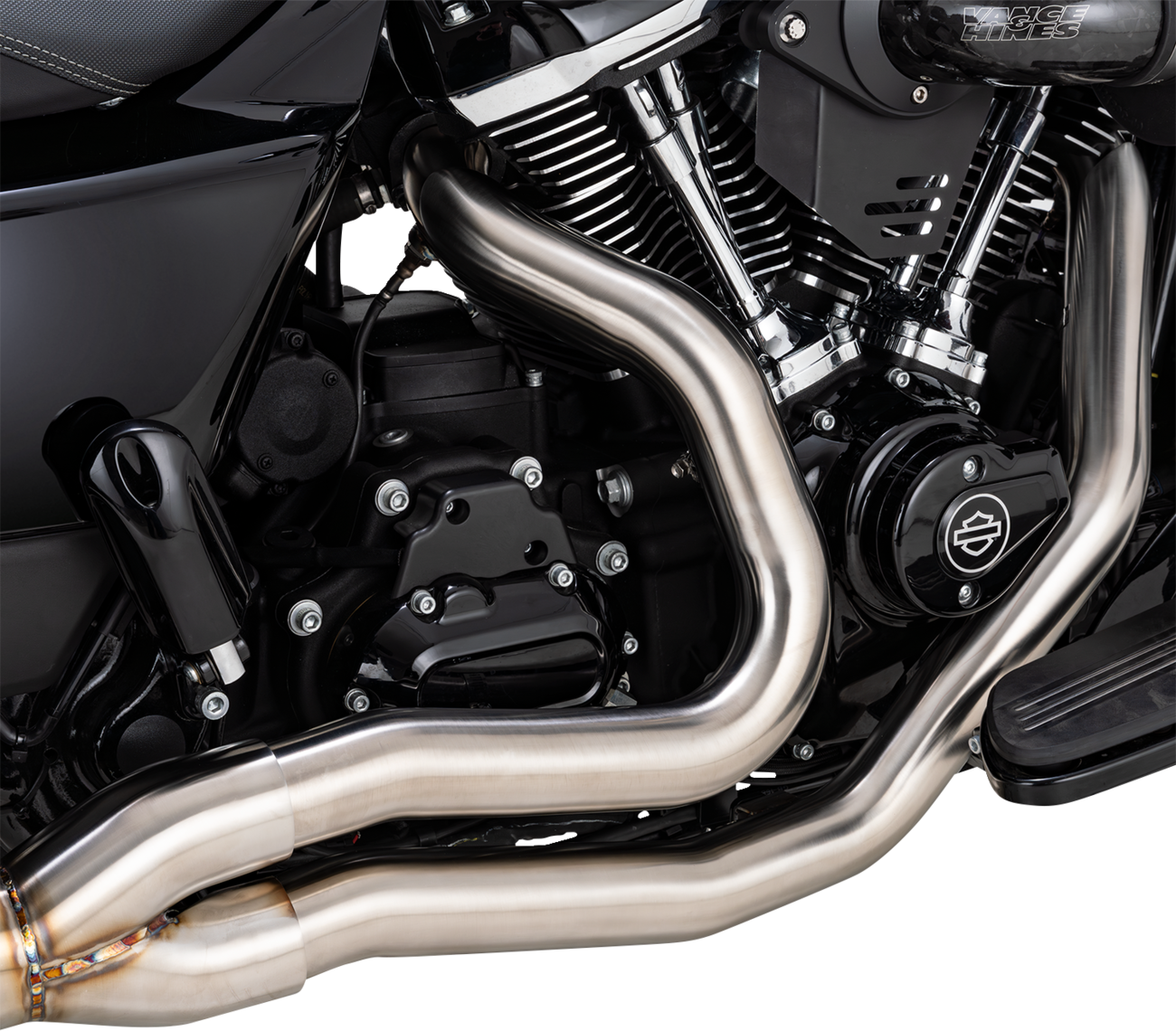 VANCE & HINES 2-into-1 Gaslighter Exhaust System with Heat Shields - M8 Touring - Brushed
