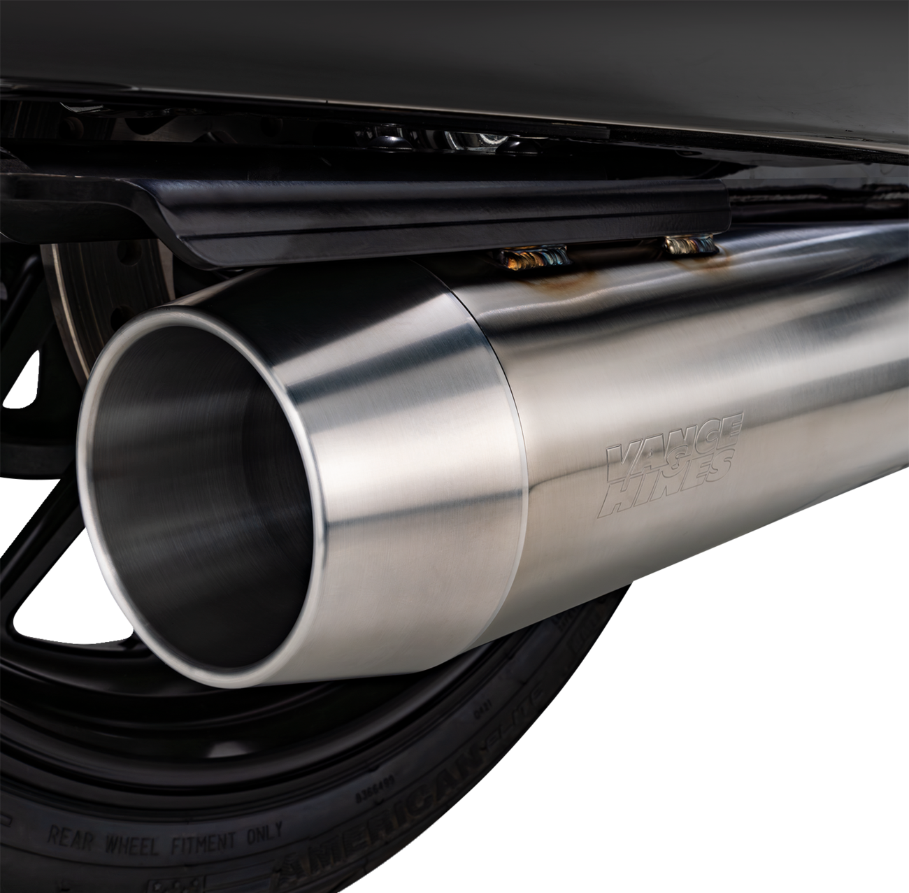 VANCE & HINES 2-into-1 Gaslighter Exhaust System without Heat Shields - M8 Touring - Brushed