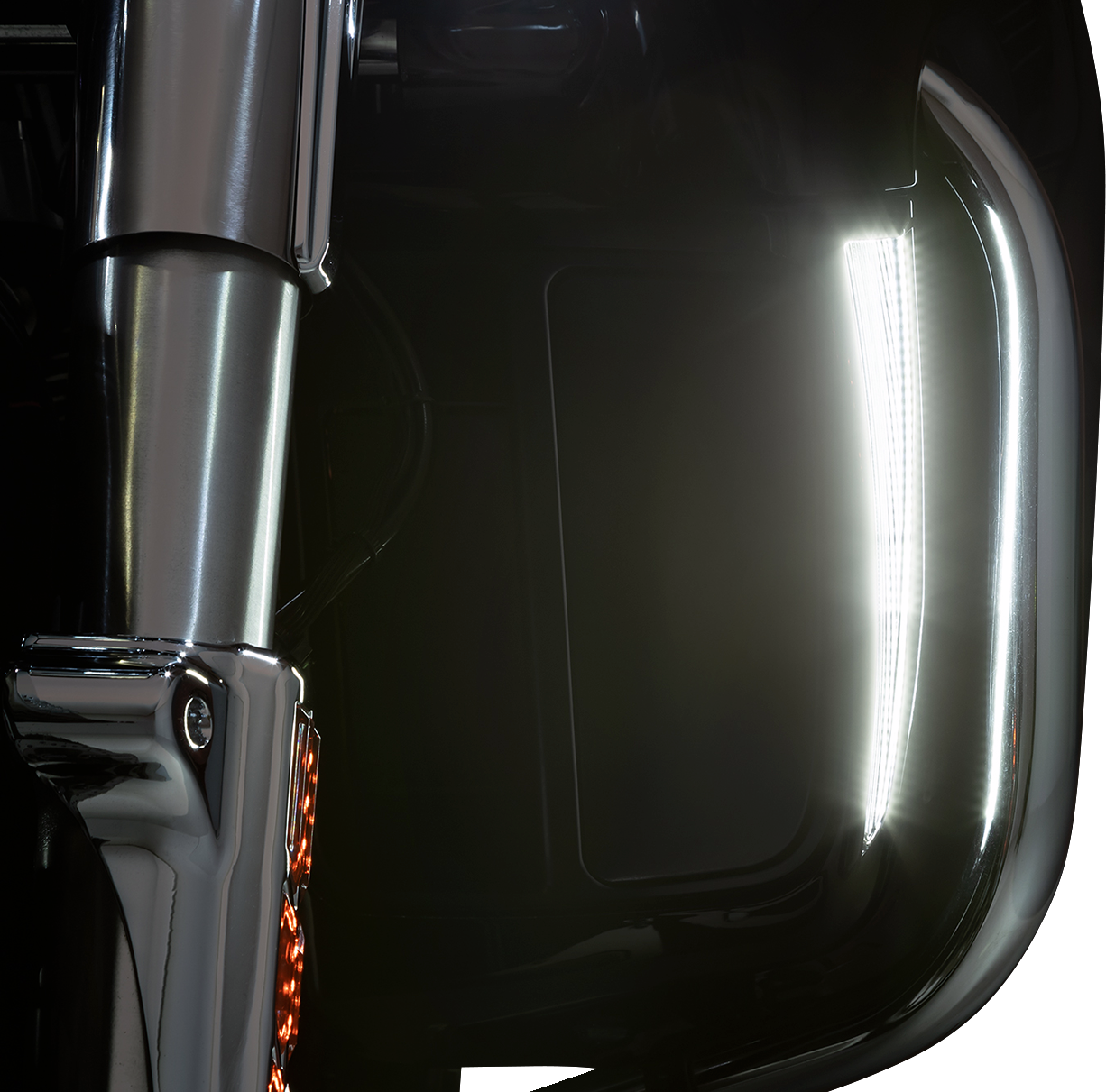 Ciro Lights Fang Lwr Frng - Black