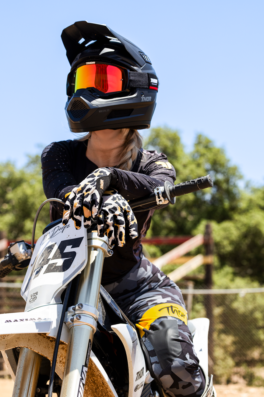 Thor Womens Sportmode Cheetah Tan/black Gloves