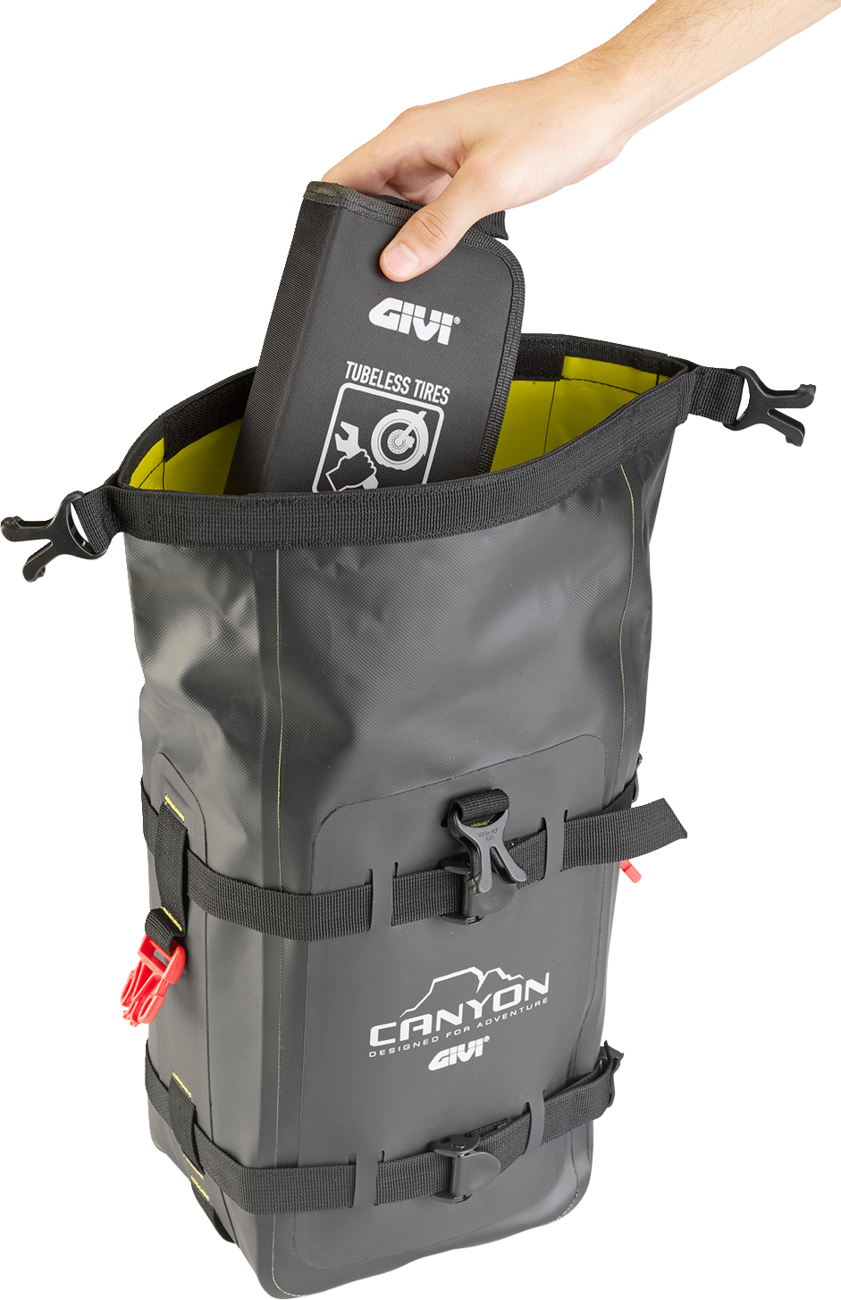 GIVI Canyon Cargo Bag - 8 Liter