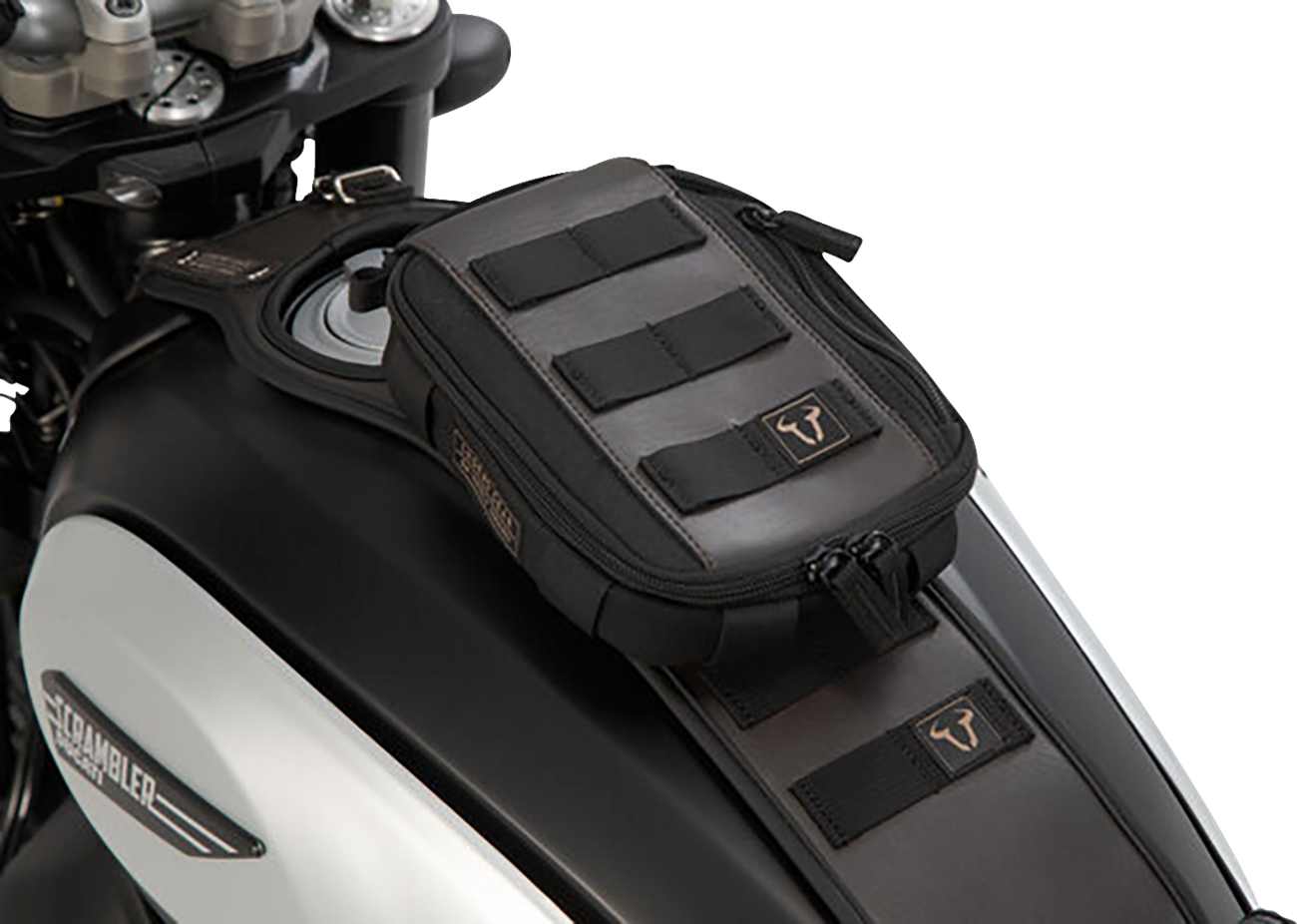 Legend Gear Tank Strap System - with LA2 Accessory Bag - Triumph '04-'16 (1)