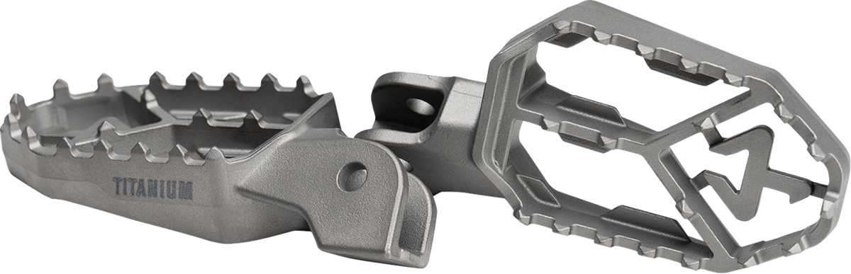 Akrapovič Adventure Foot Pegs - Titanium - BMW